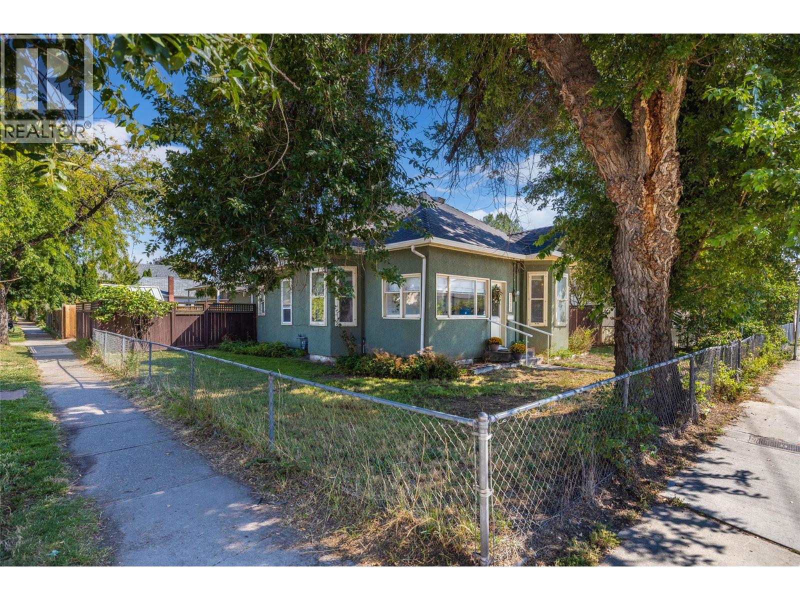 1333 Richter Street, Kelowna, British Columbia  V1Y 2L5 - Photo 11 - 10378653