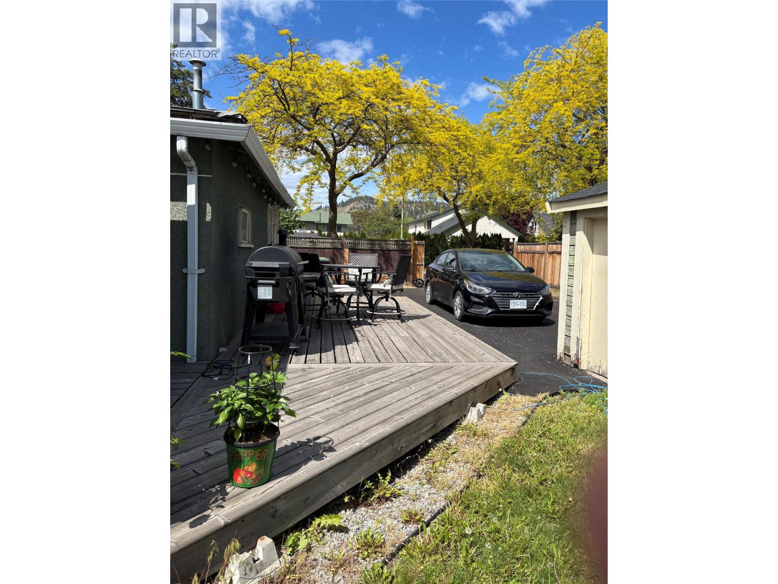 1333 Richter Street, Kelowna, British Columbia  V1Y 2L5 - Photo 3 - 10378653