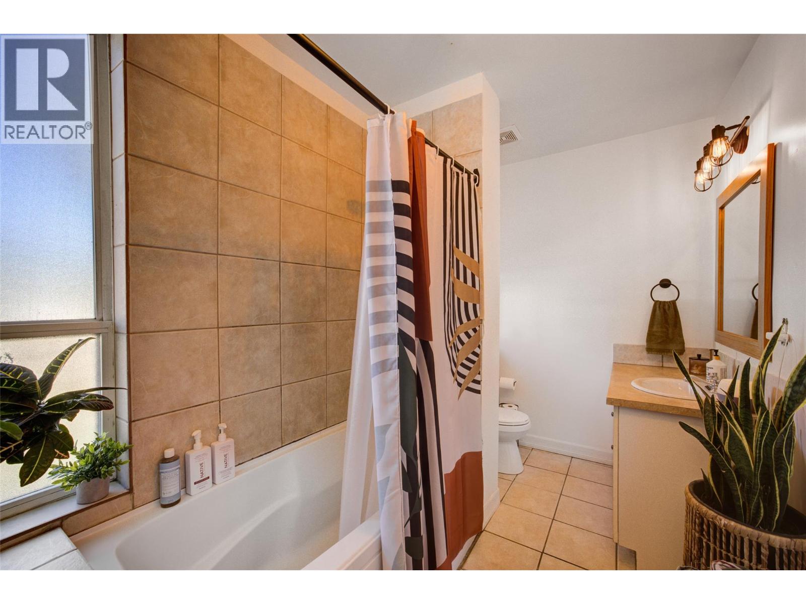 1333 Richter Street, Kelowna, British Columbia  V1Y 2L5 - Photo 33 - 10378653