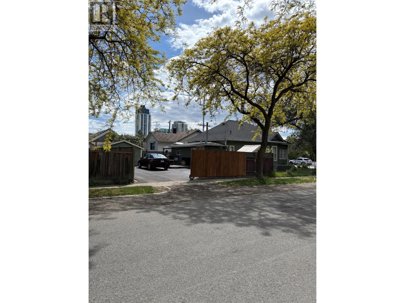 1333 Richter Street, Kelowna, British Columbia  V1Y 2L5 - Photo 42 - 10378653