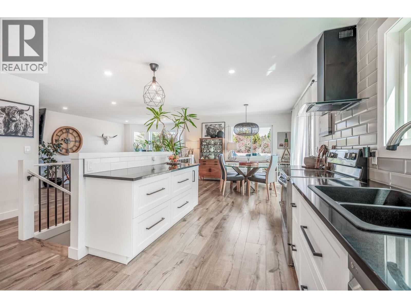 1141 Lynden Road, West Kelowna, British Columbia  V1Z 3L7 - Photo 3 - 10378579
