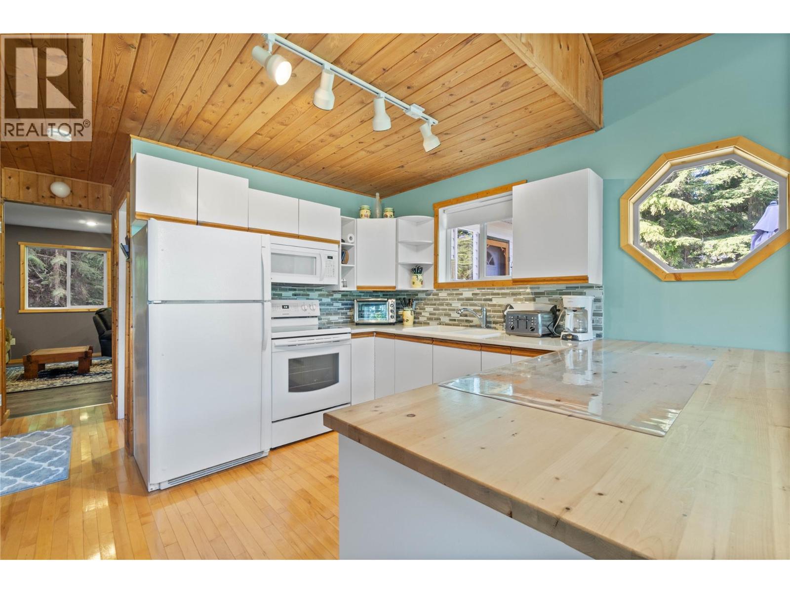 6300 Armstrong Road Unit# 36, Eagle Bay, British Columbia  V0E 1T0 - Photo 20 - 10378613