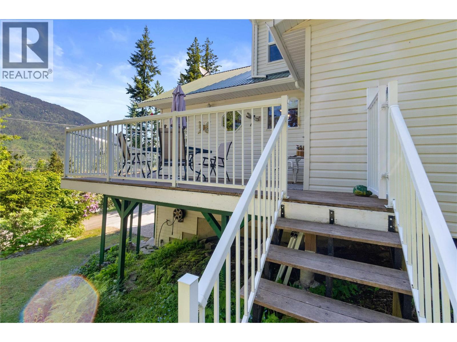6300 Armstrong Road Unit# 36, Eagle Bay, British Columbia  V0E 1T0 - Photo 47 - 10378613