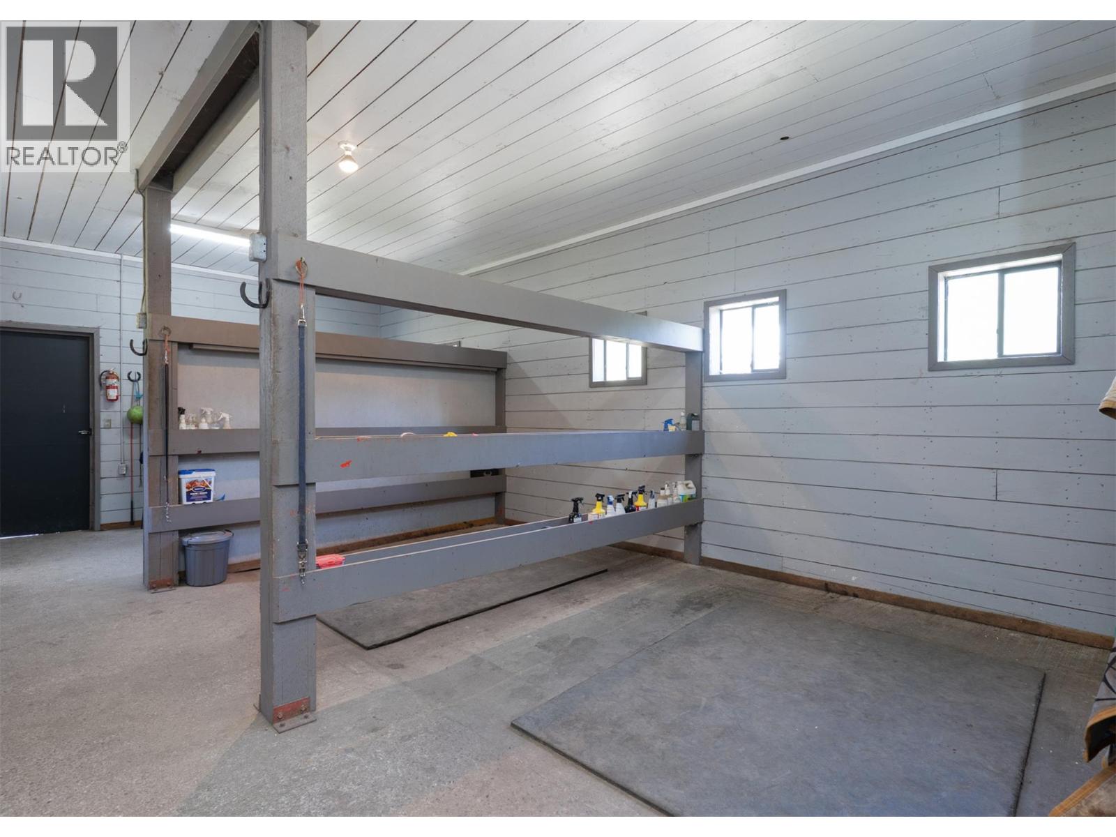 4452 Sleepy Hollow Road, Armstrong, British Columbia  V0E 1B4 - Photo 32 - 10378563