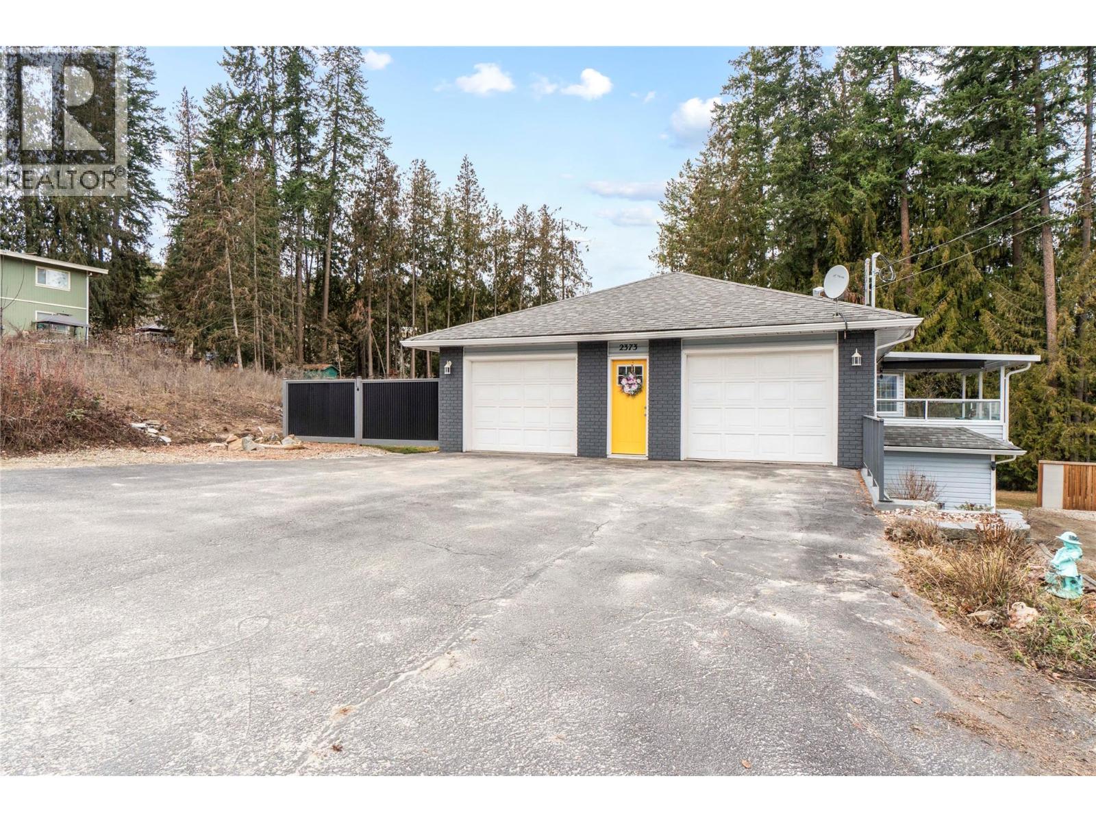 2373 Forest Drive, Blind Bay, British Columbia  V0E 1H2 - Photo 2 - 10378240