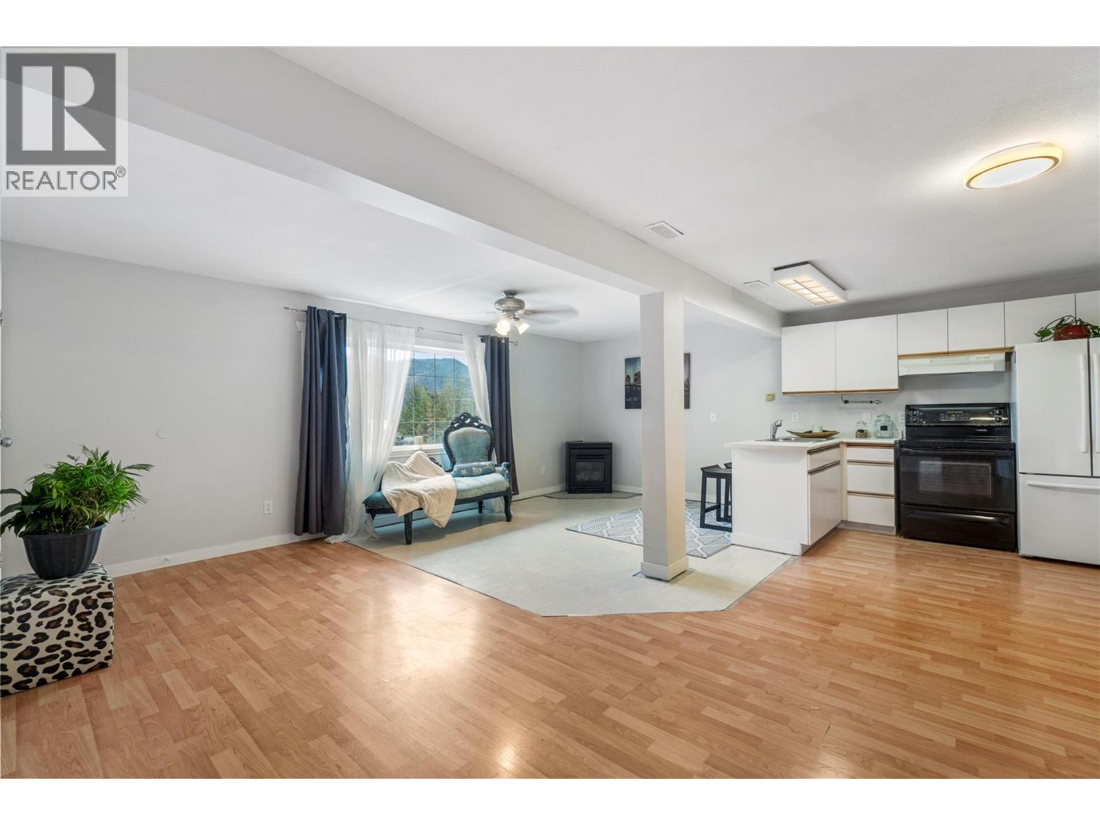 2373 Forest Drive, Blind Bay, British Columbia  V0E 1H2 - Photo 38 - 10378240