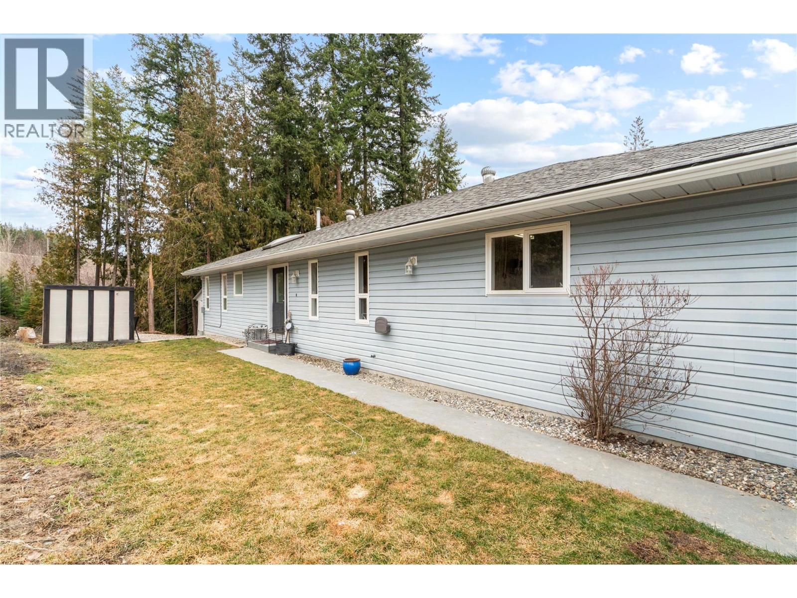 2373 Forest Drive, Blind Bay, British Columbia  V0E 1H2 - Photo 9 - 10378240