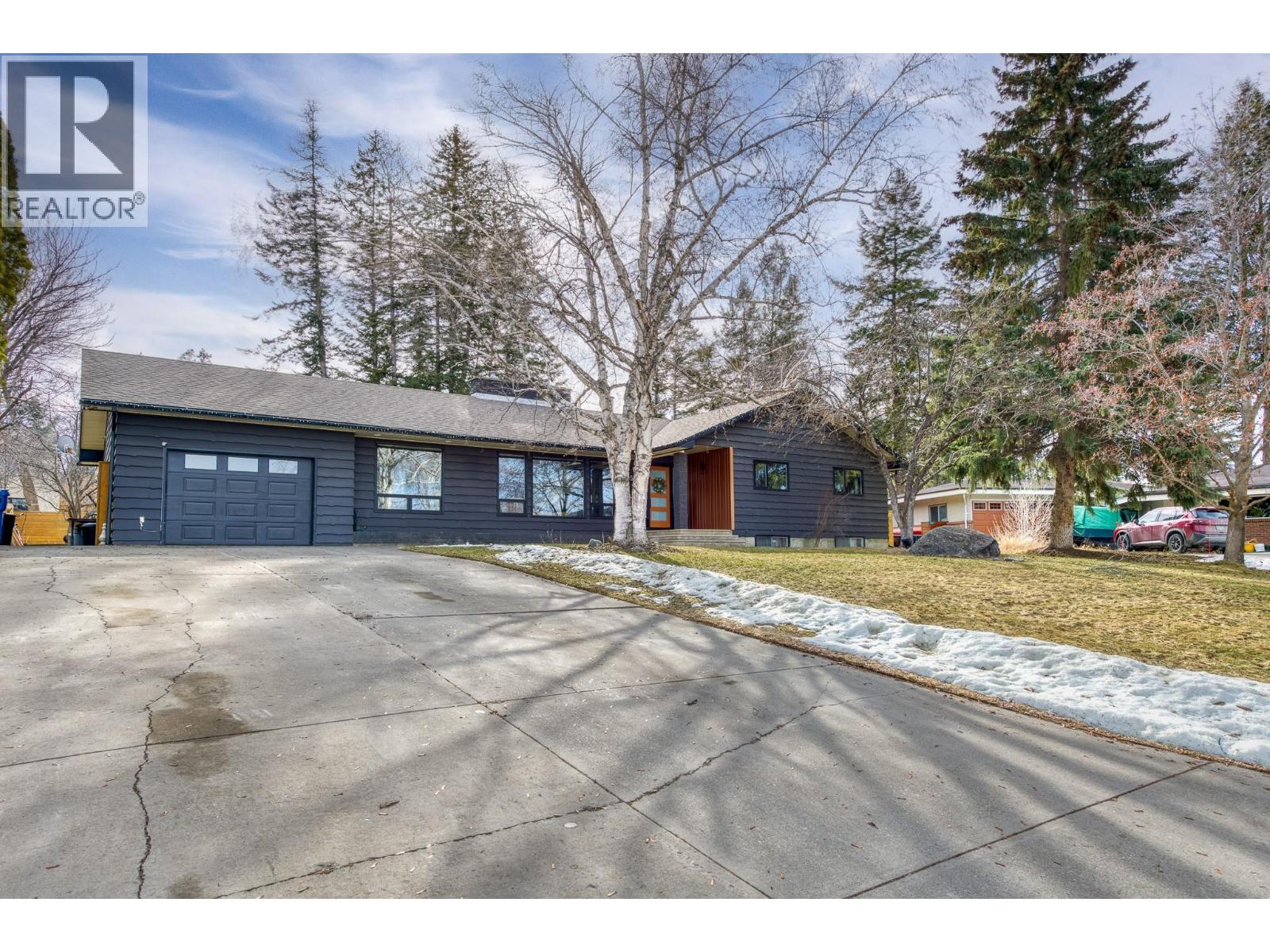 1305 14th Street S, Cranbrook, British Columbia  V1C 5E8 - Photo 75 - 10378691