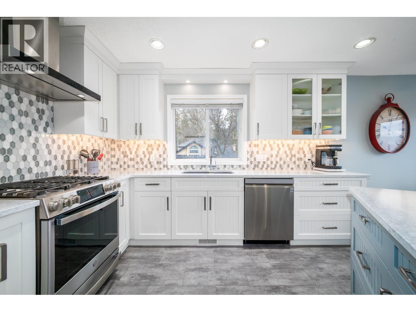 1732 Spruceview Court, Kelowna, British Columbia  V1Y 7R1 - Photo 10 - 10378227