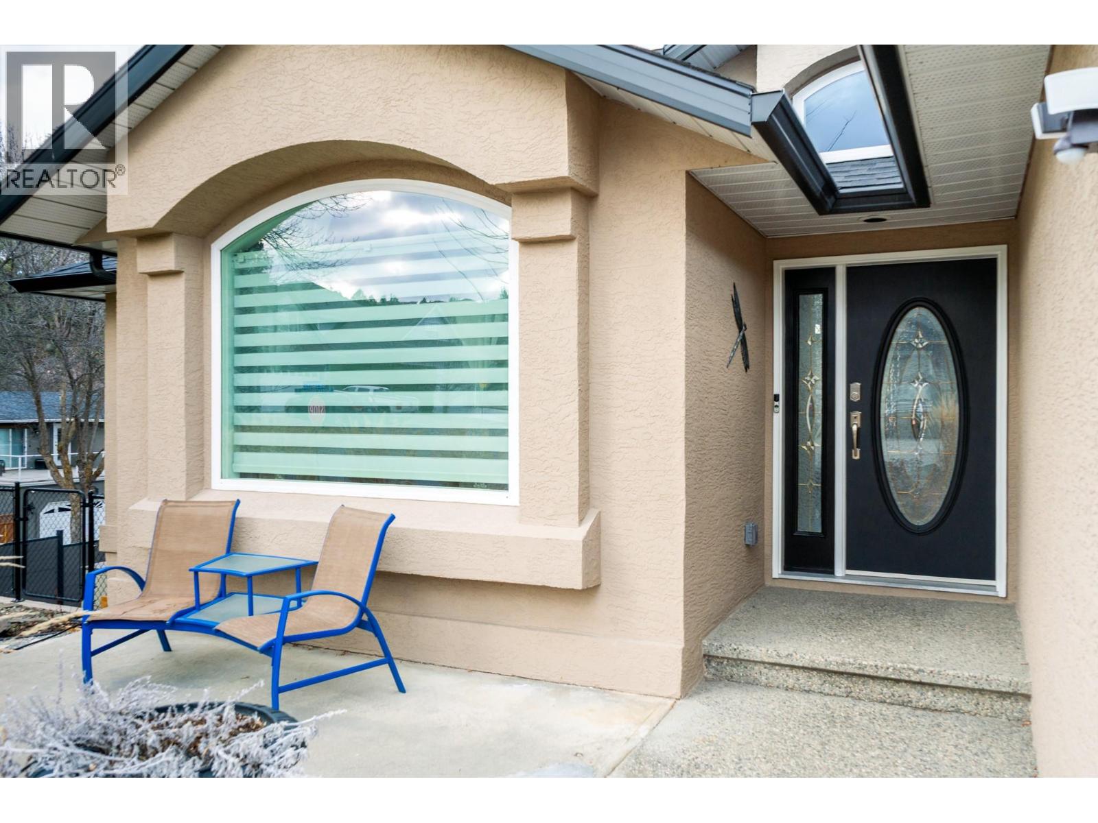 1732 Spruceview Court, Kelowna, British Columbia  V1Y 7R1 - Photo 3 - 10378227
