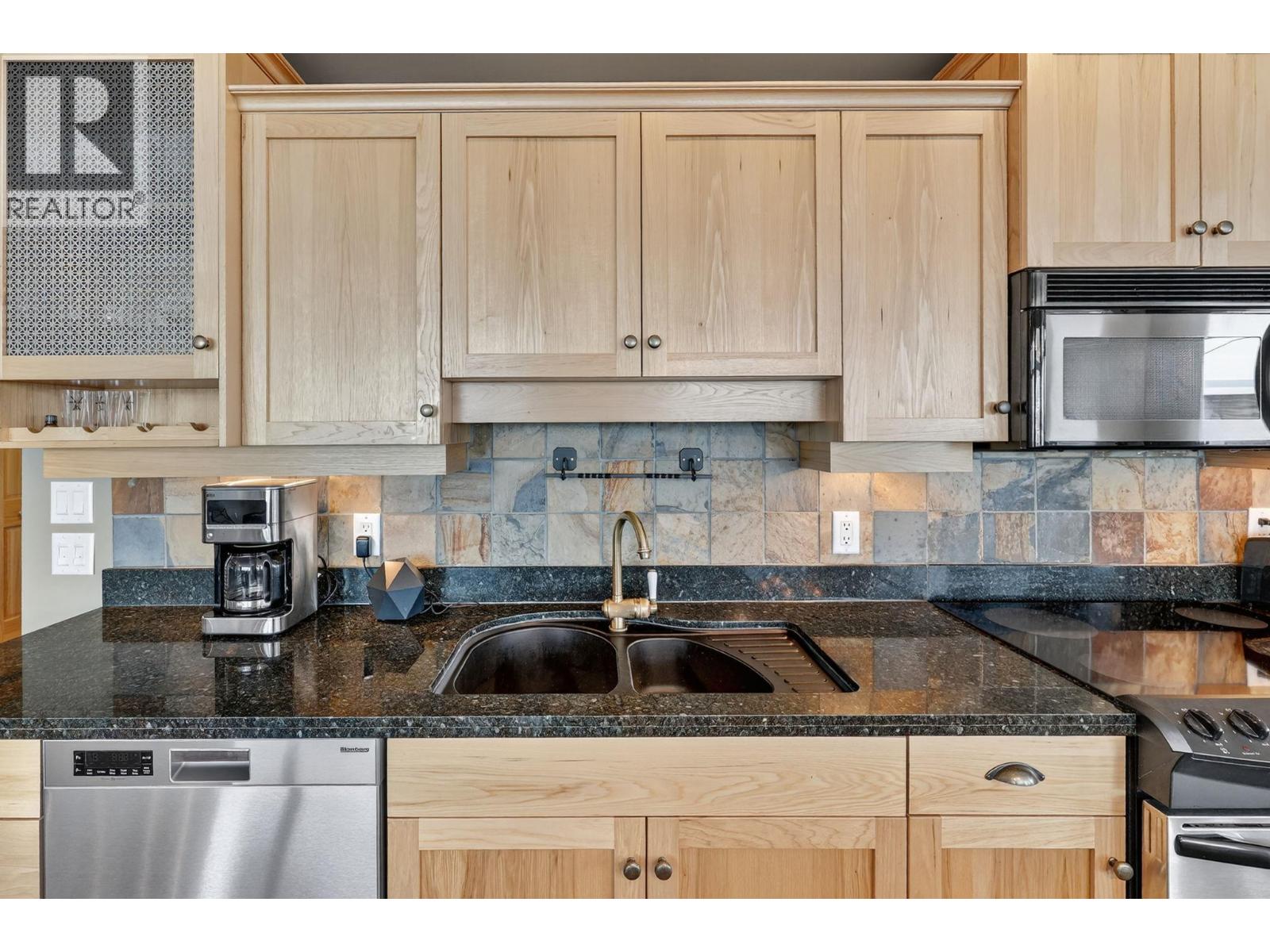 315 Whitehorse Lane Unit# 203, Big White, British Columbia  V1P 1P3 - Photo 15 - 10378674