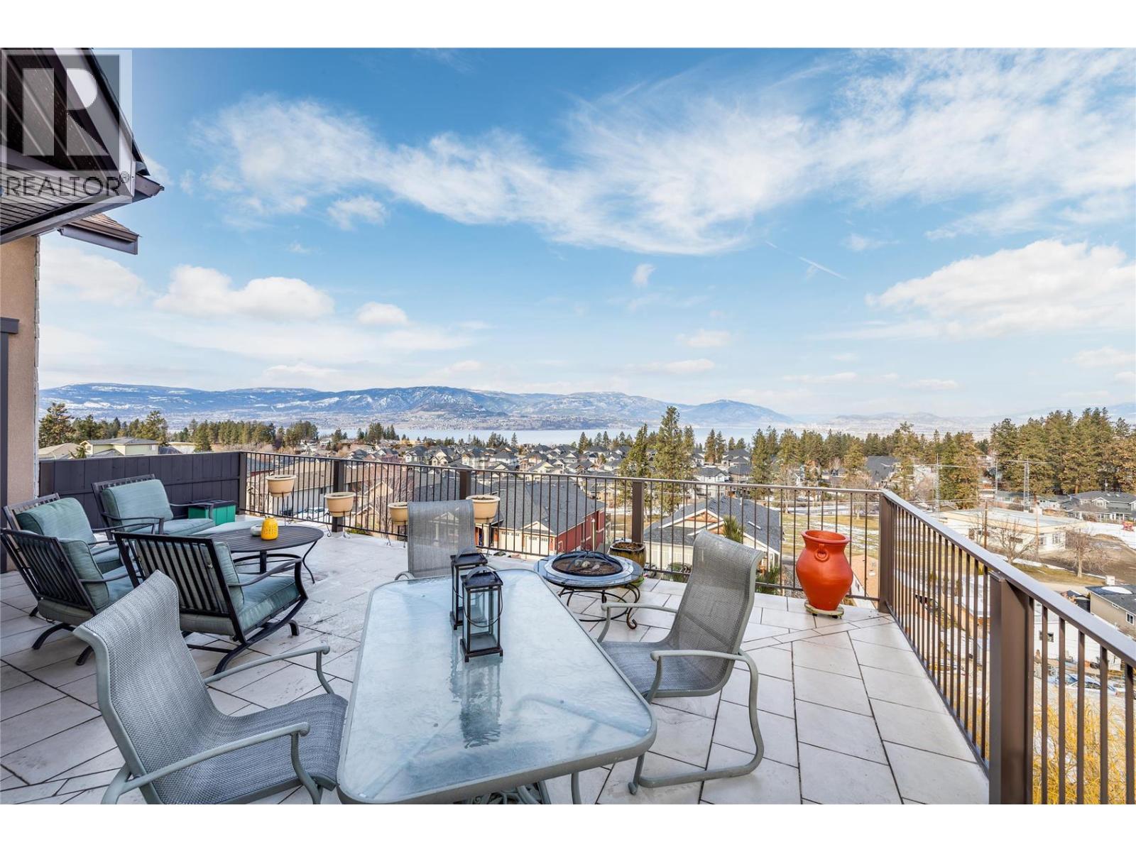 375 Trumpeter Court, Kelowna, British Columbia  V1W 5J4 - Photo 14 - 10378537