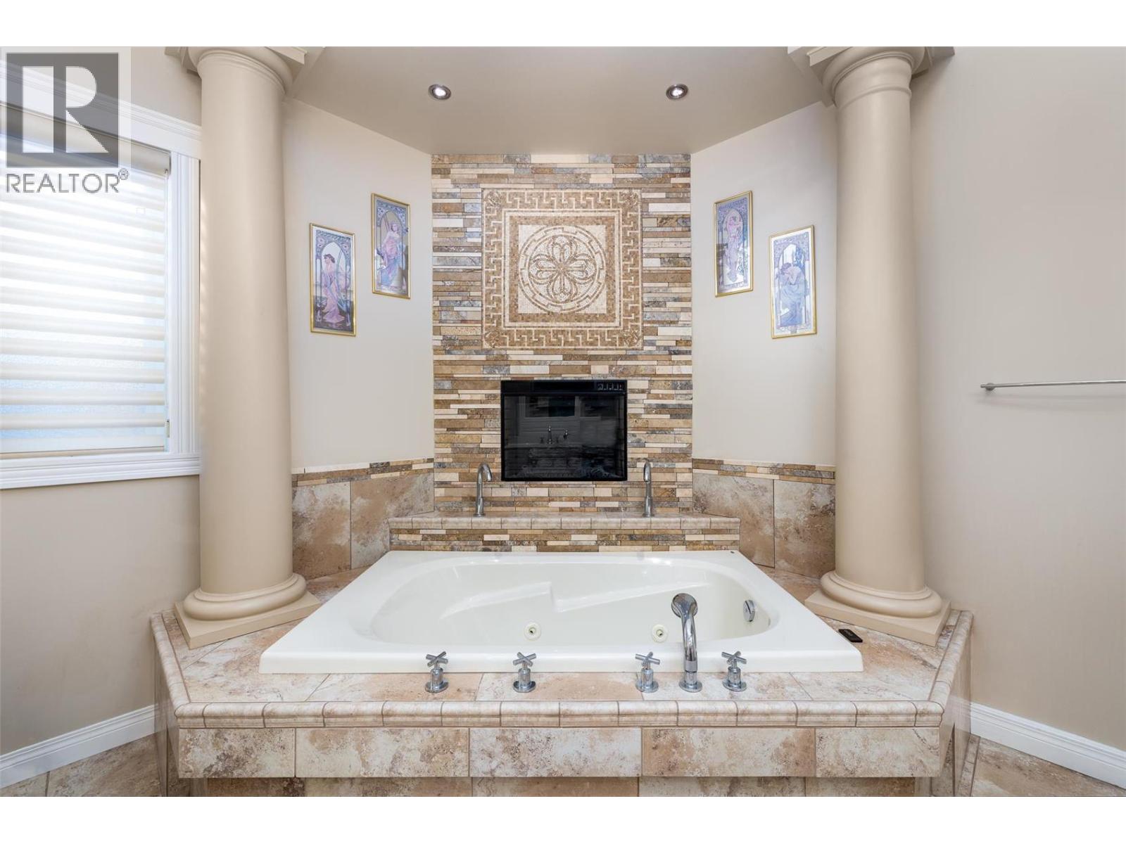 375 Trumpeter Court, Kelowna, British Columbia  V1W 5J4 - Photo 25 - 10378537