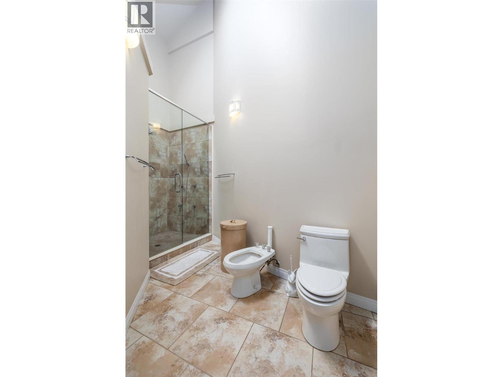 375 Trumpeter Court, Kelowna, British Columbia  V1W 5J4 - Photo 29 - 10378537