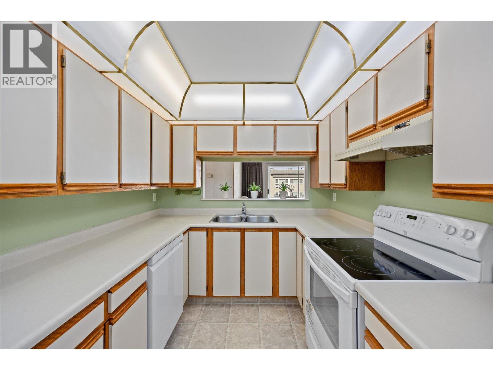 1045 Sutherland Avenue Unit# 306, Kelowna, British Columbia  V1Y 5Y1 - Photo 8 - 10377668