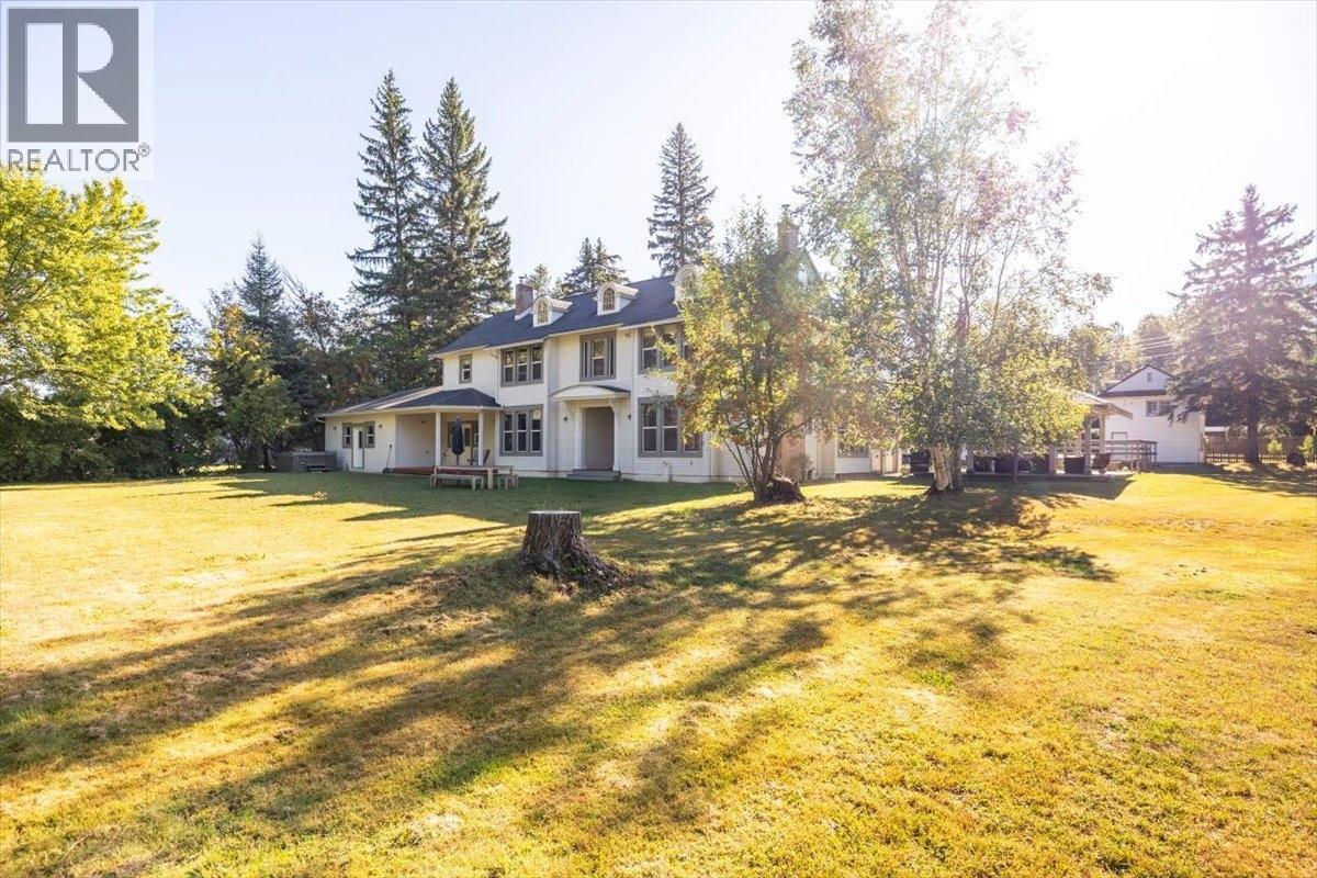 9 Park Crescent, Fernie, British Columbia  V0B 1M0 - Photo 18 - 10378721