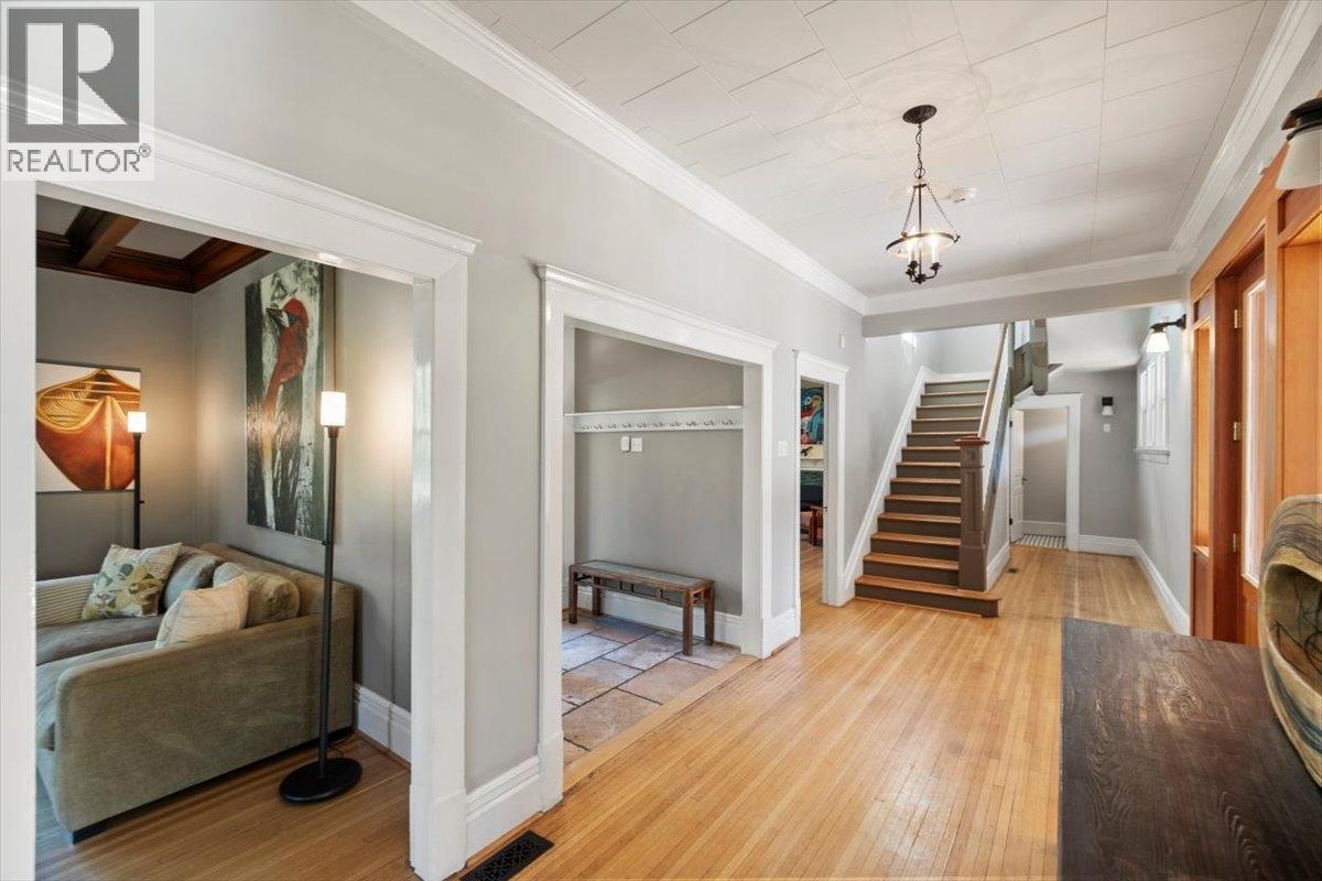 9 Park Crescent, Fernie, British Columbia  V0B 1M0 - Photo 28 - 10378721