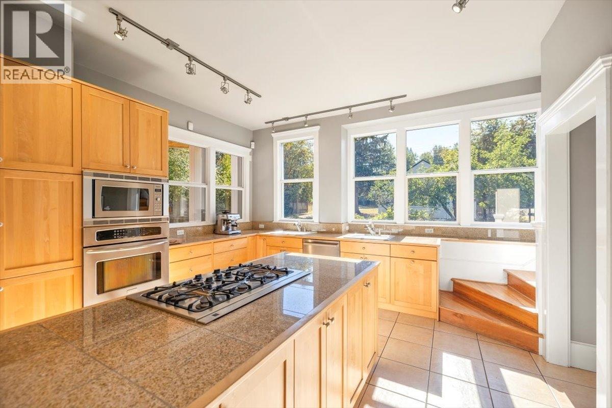 9 Park Crescent, Fernie, British Columbia  V0B 1M0 - Photo 34 - 10378721
