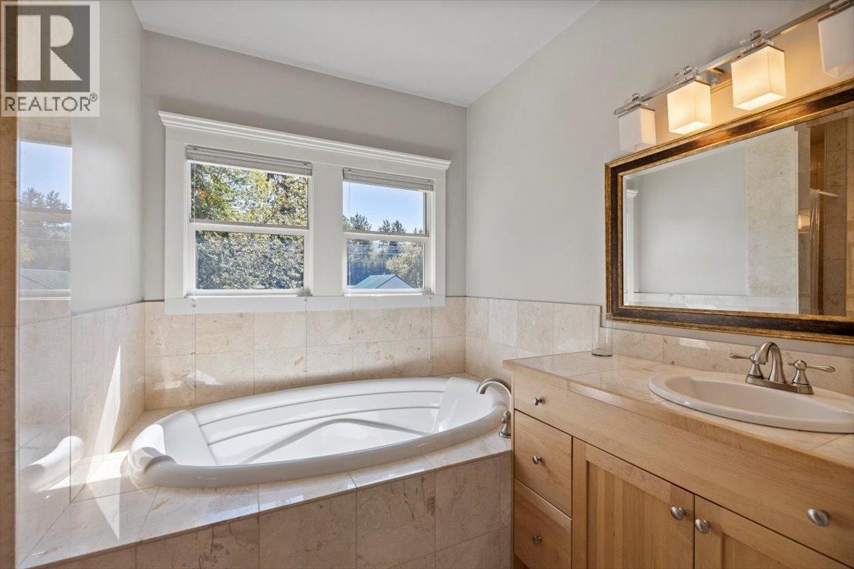 9 Park Crescent, Fernie, British Columbia  V0B 1M0 - Photo 67 - 10378721