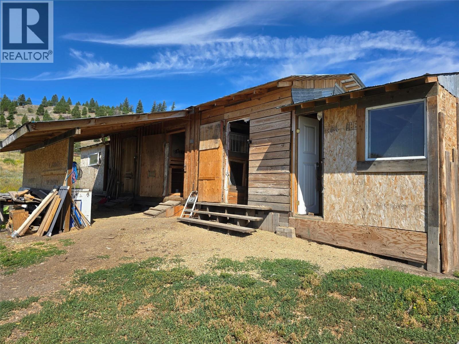 7145 Princeton Kamloops  5a Highway, Kamloops, British Columbia  V2H 0B6 - Photo 31 - 10378702
