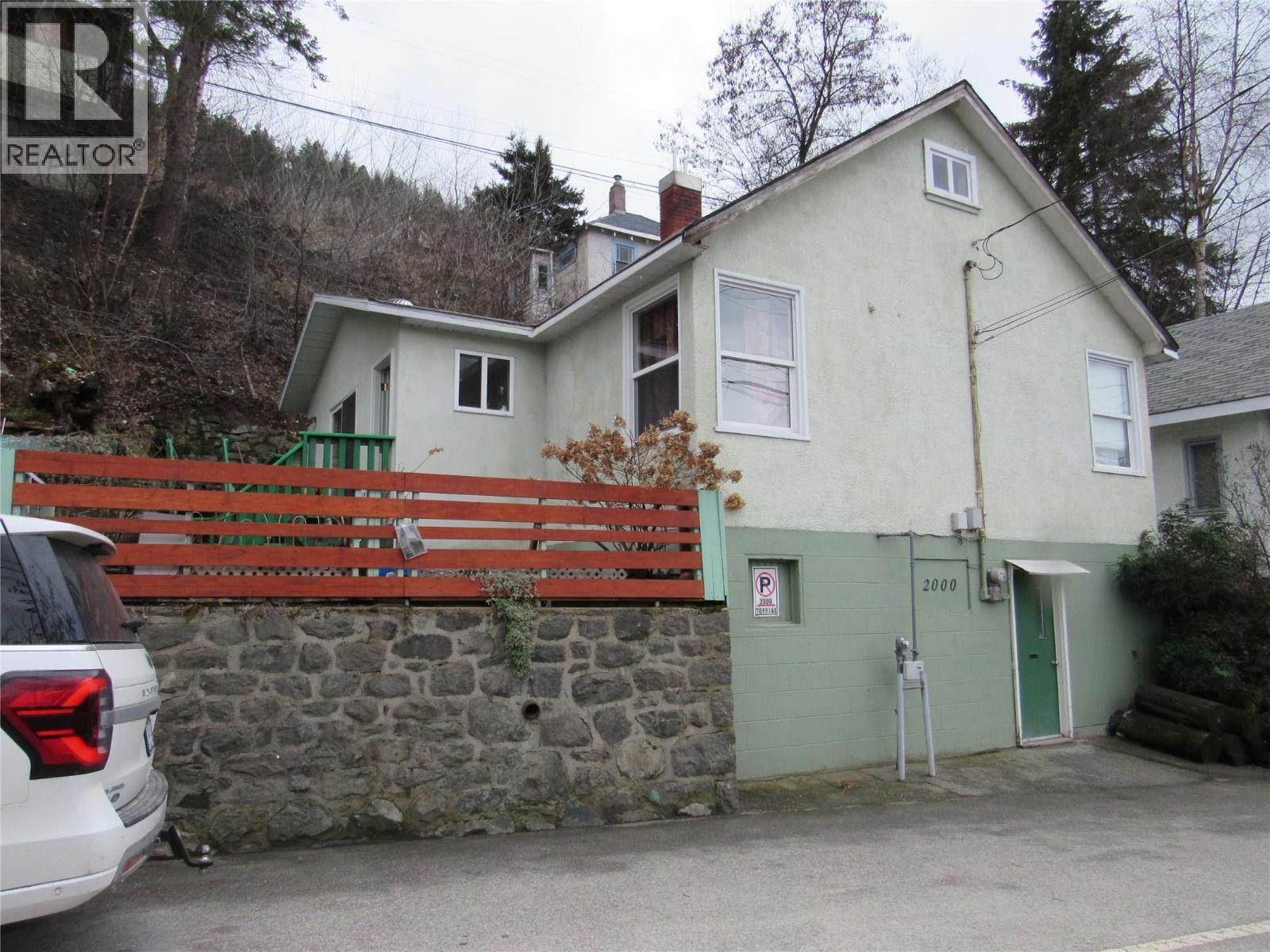 2000 TOPPING Street, trail, British Columbia