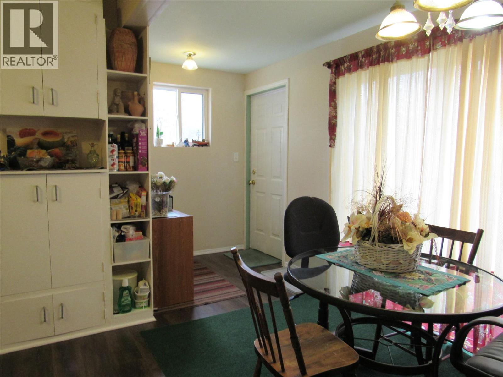 2000 Topping Street, Trail, British Columbia  V1R 4G5 - Photo 3 - 10376650