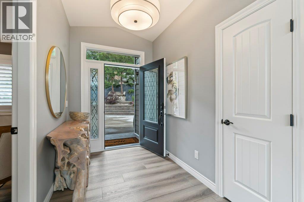 3949 Desert Pines Avenue, Peachland, British Columbia  V0H 1X2 - Photo 3 - 10370427