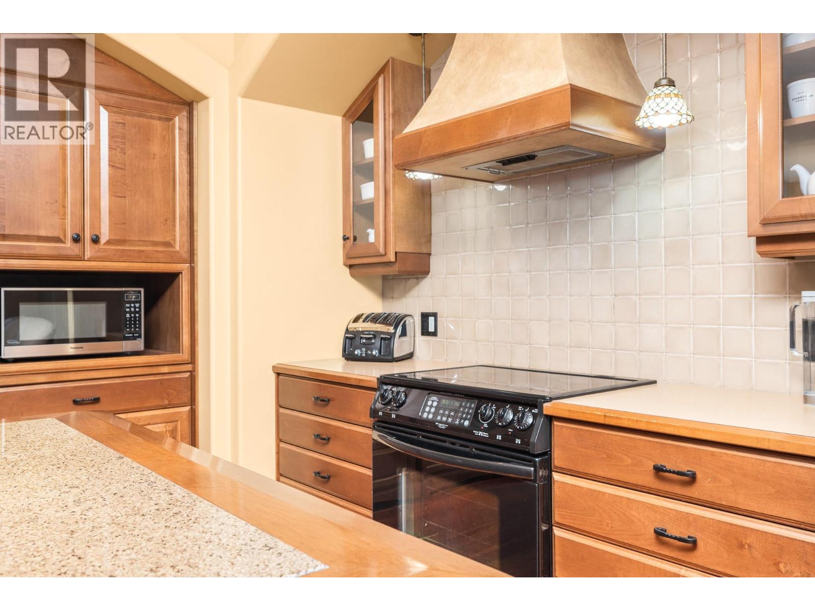 200 Melrose Court, Vernon, British Columbia  V1H 1T7 - Photo 13 - 10378394