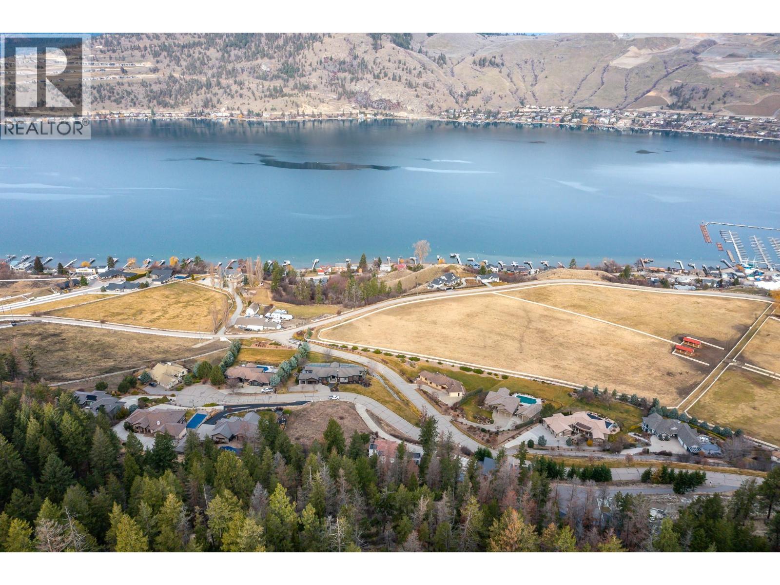 200 Melrose Court, Vernon, British Columbia  V1H 1T7 - Photo 2 - 10378394