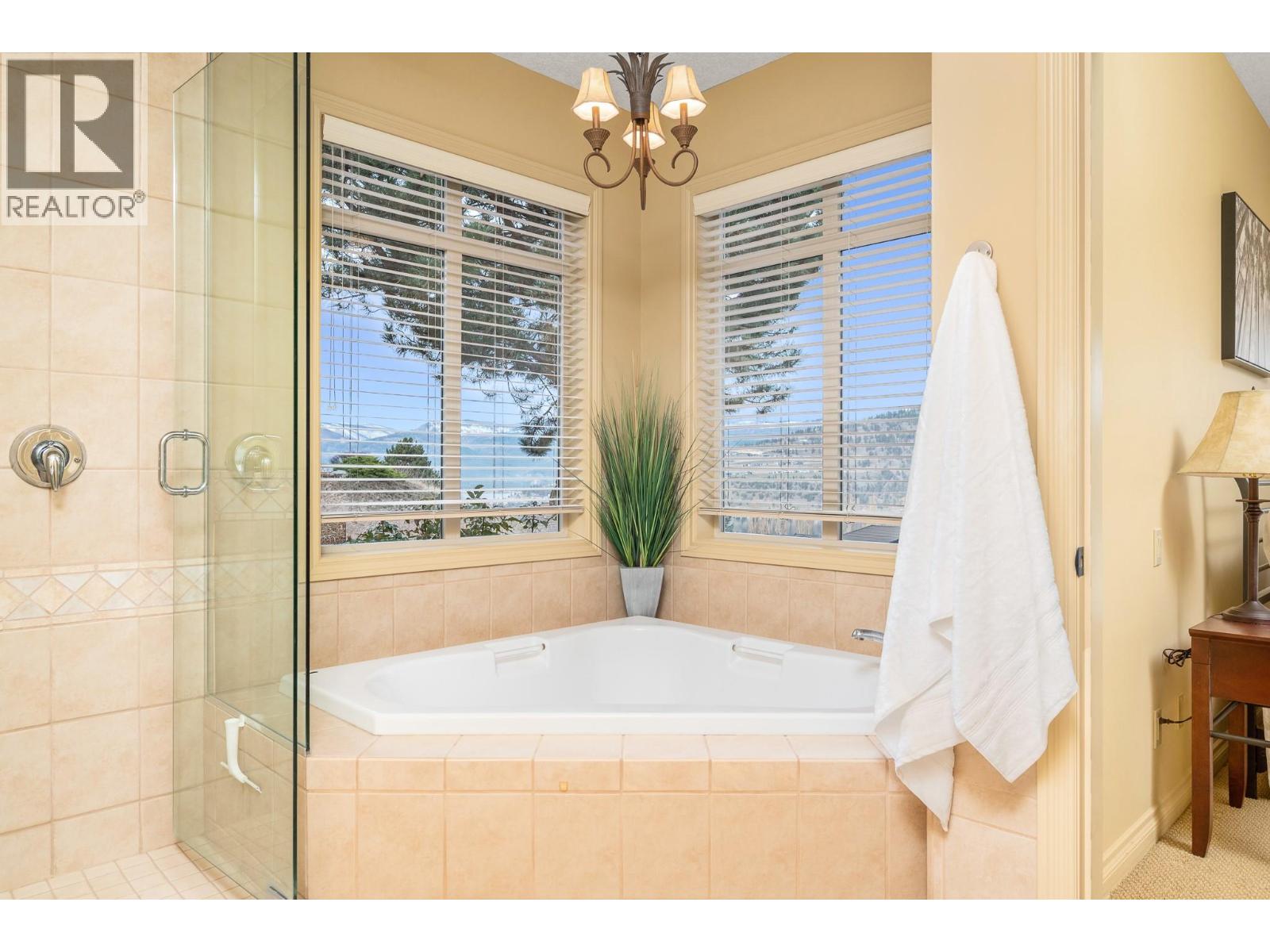 200 Melrose Court, Vernon, British Columbia  V1H 1T7 - Photo 32 - 10378394