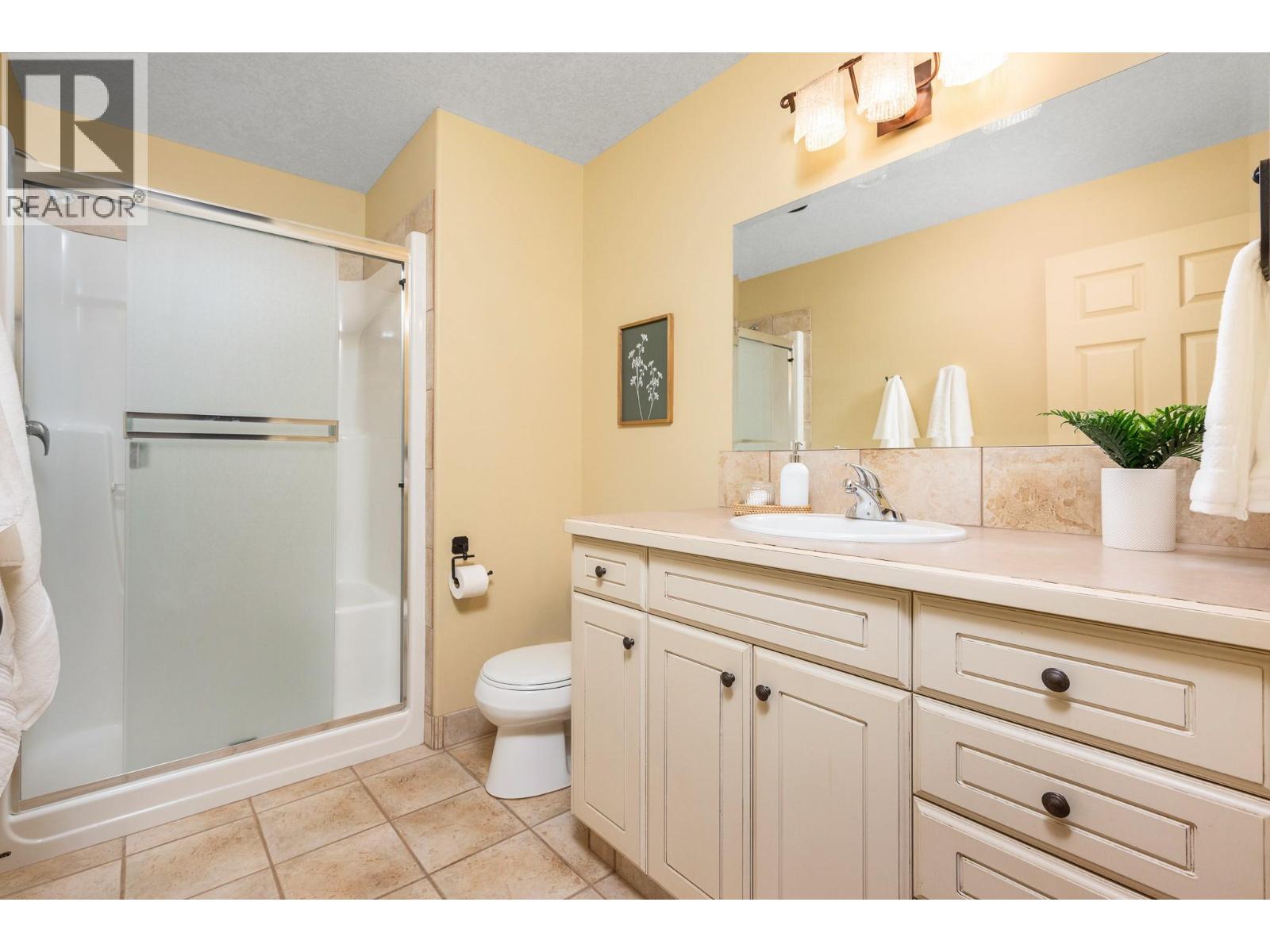 200 Melrose Court, Vernon, British Columbia  V1H 1T7 - Photo 43 - 10378394