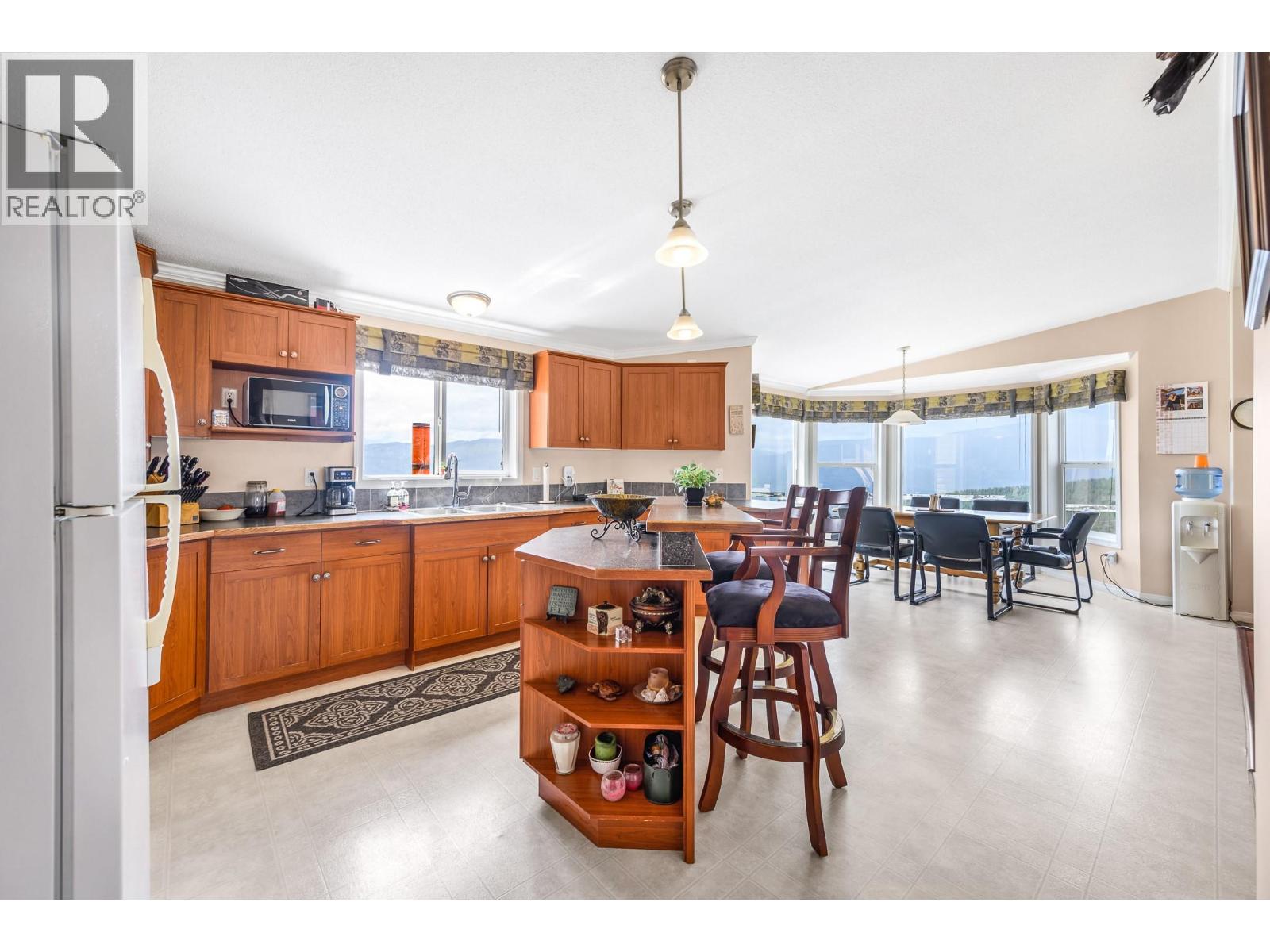 18125 Hereford Road, Lake Country, British Columbia  V4V 1B6 - Photo 11 - 10378082