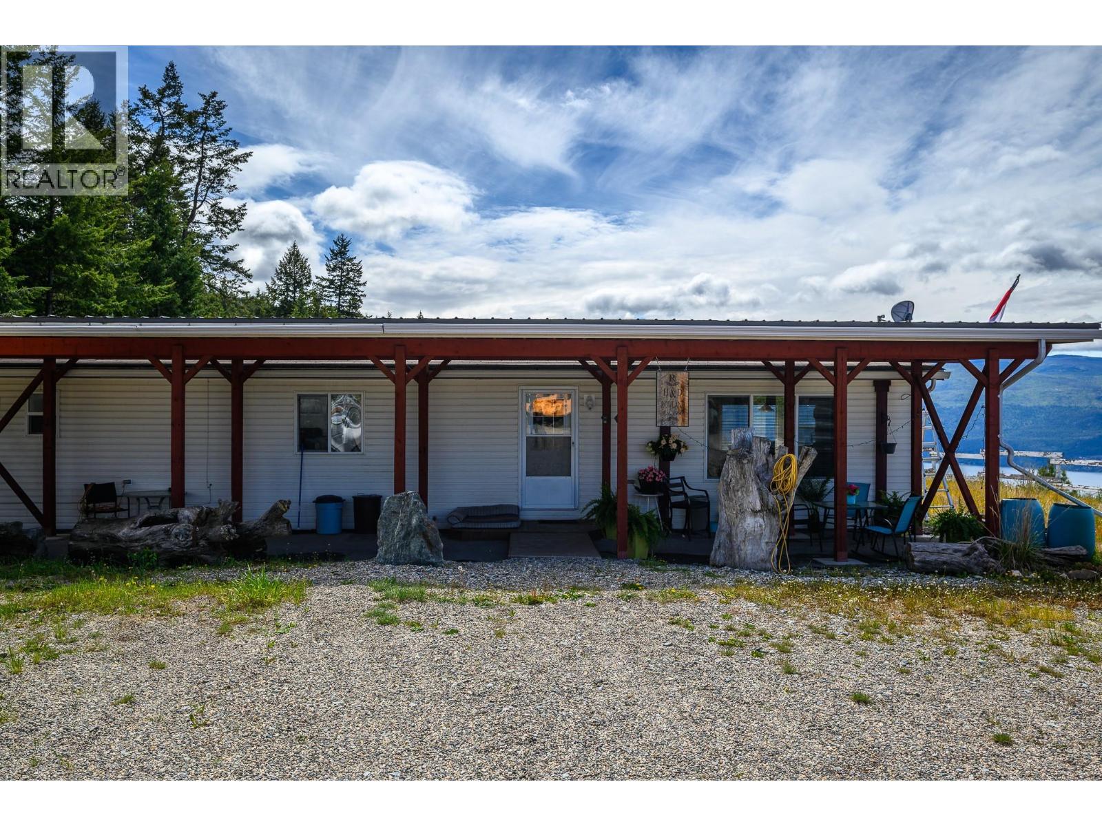 18125 Hereford Road, Lake Country, British Columbia  V4V 1B6 - Photo 5 - 10378082