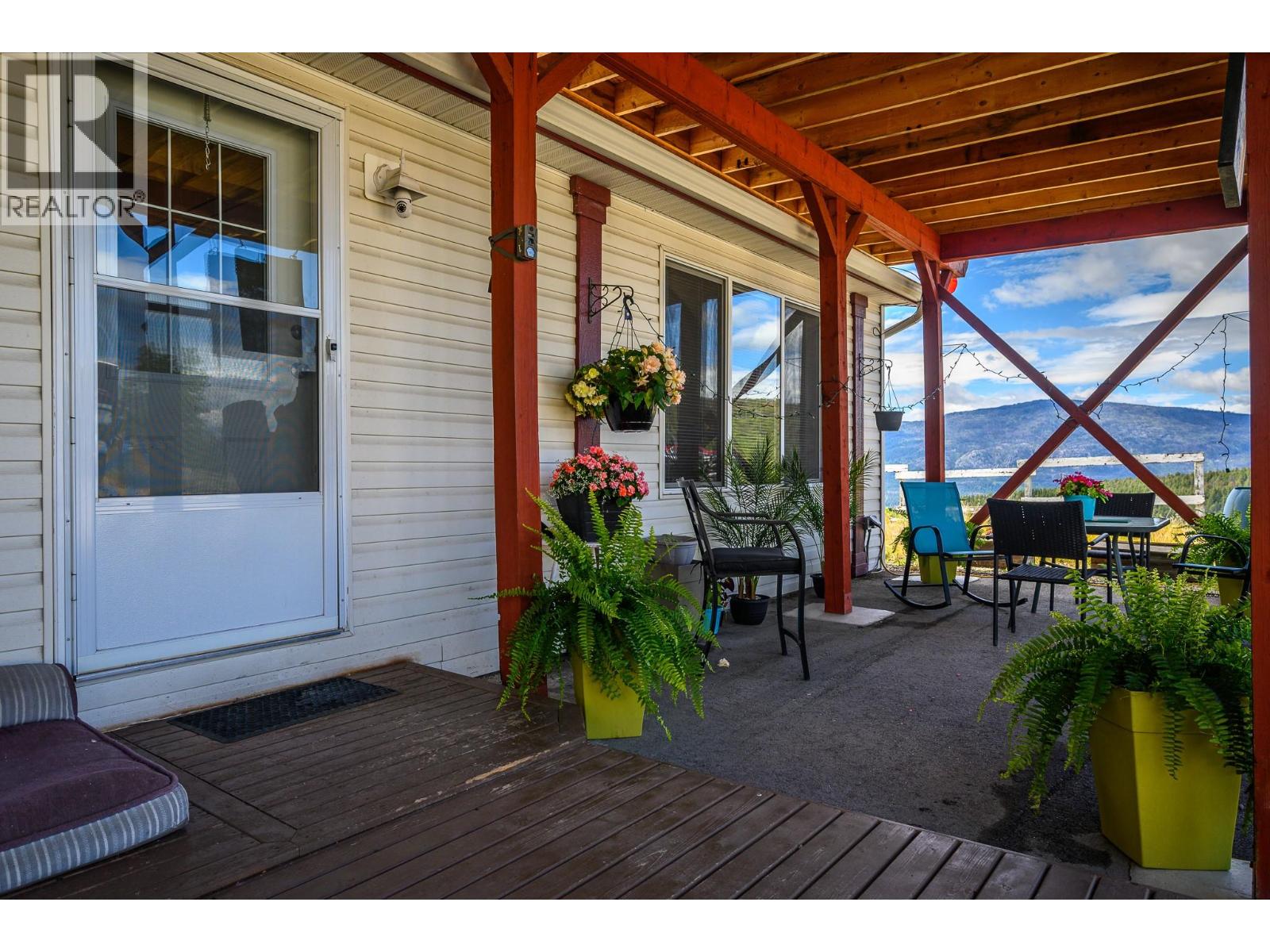 18125 Hereford Road, Lake Country, British Columbia  V4V 1B6 - Photo 6 - 10378082