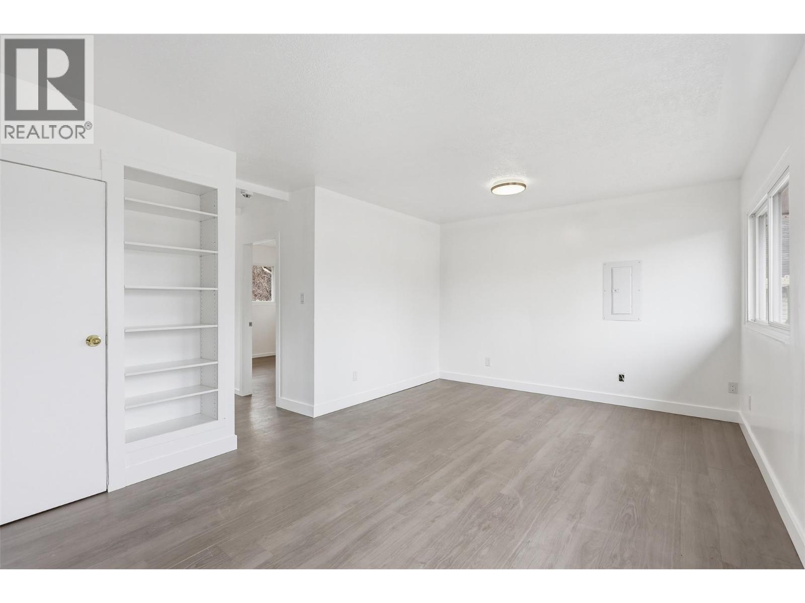 421/423 Alexander Avenue, Kamloops, British Columbia  V2B 3R4 - Photo 3 - 10378575