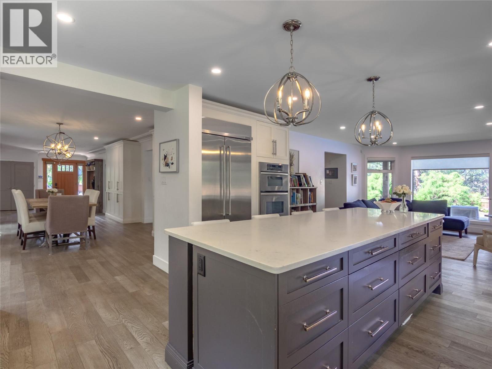 3948 Valleyview Road, Penticton, British Columbia  V2A 8V8 - Photo 12 - 10378387