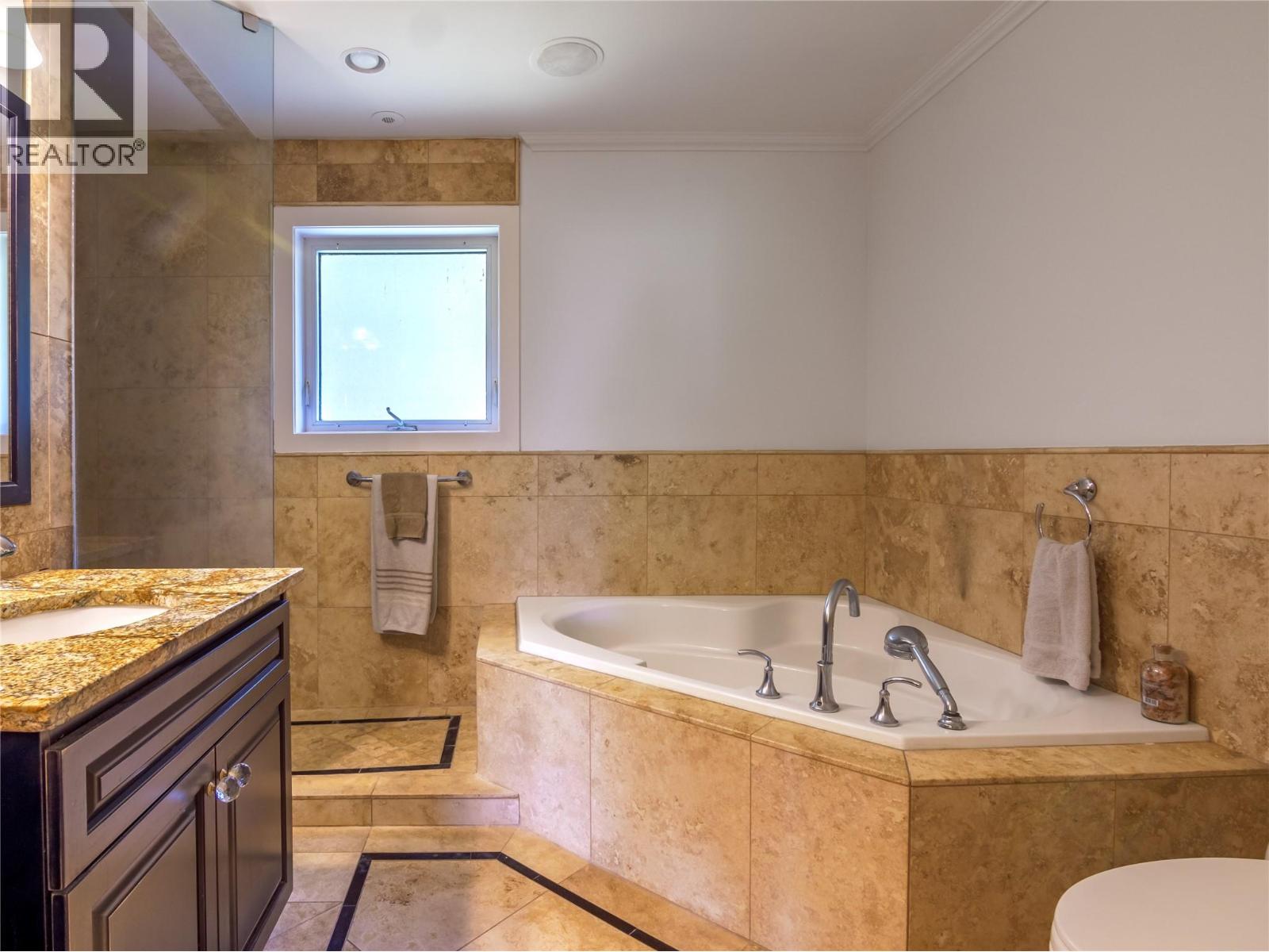 3948 Valleyview Road, Penticton, British Columbia  V2A 8V8 - Photo 34 - 10378387