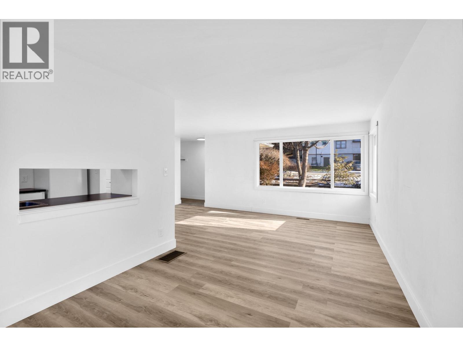 608 Browne Road, Vernon, British Columbia  V1T 7M1 - Photo 11 - 10370572