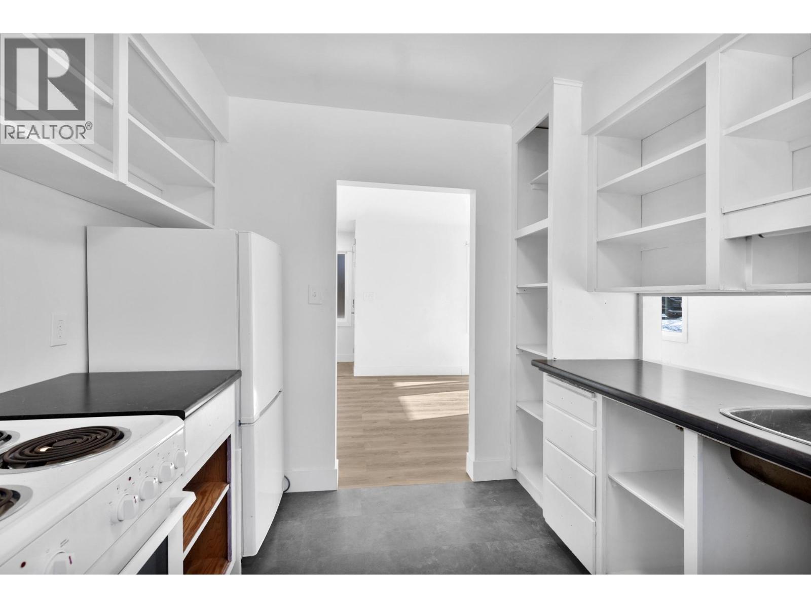 608 Browne Road, Vernon, British Columbia  V1T 7M1 - Photo 14 - 10370572