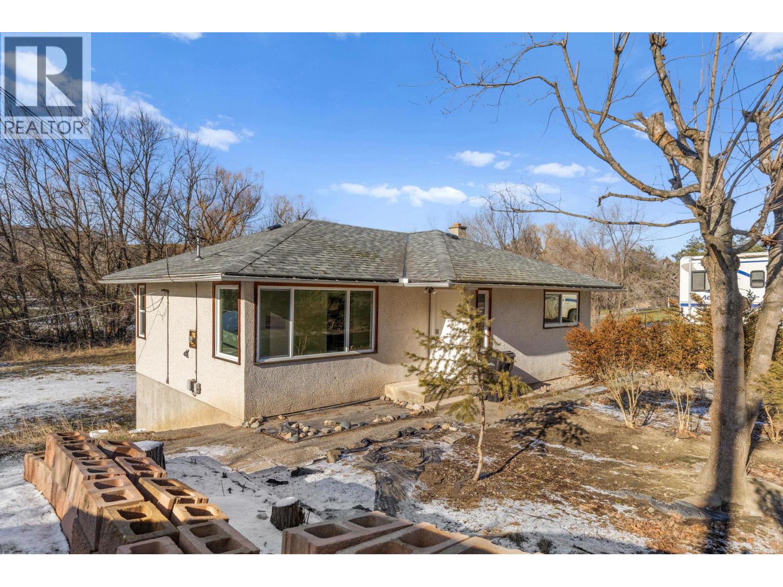 608 Browne Road, Vernon, British Columbia  V1T 7M1 - Photo 7 - 10370572