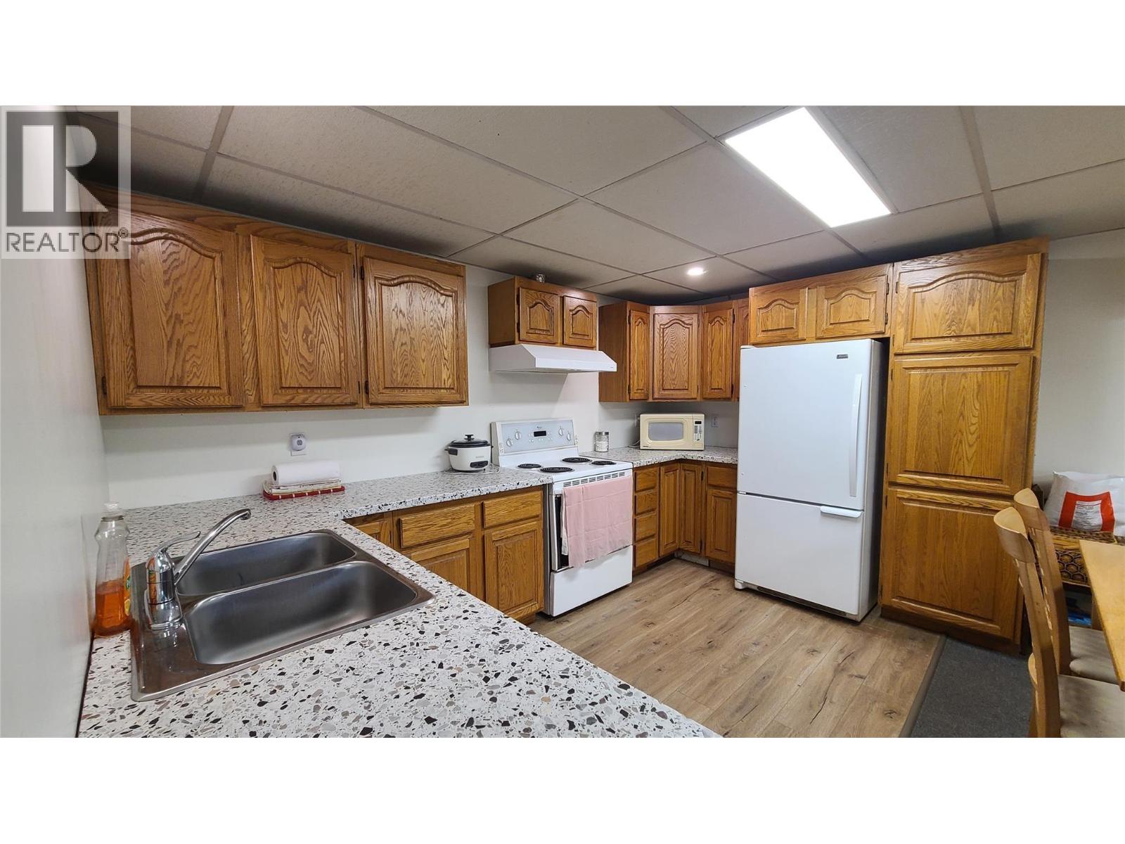 7361 Tucelnuit Drive, Oliver, British Columbia  V0H 1T2 - Photo 10 - 10378657