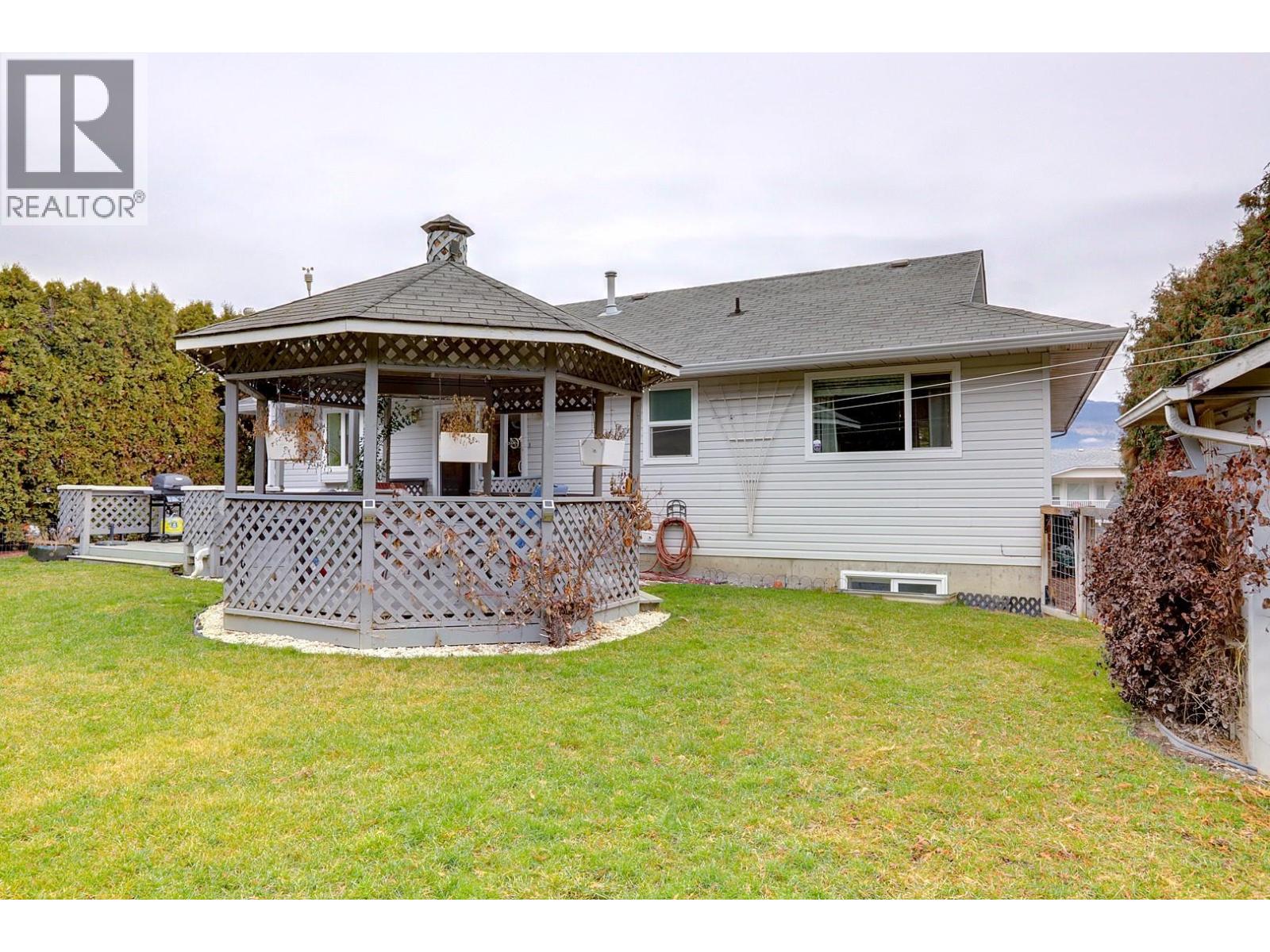 5204 Sandon Place, Vernon, British Columbia  V1H 1A3 - Photo 3 - 10378652