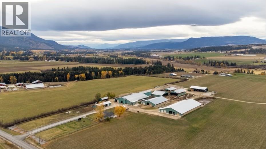 4809 Back Enderby Road, spallumcheen, British Columbia