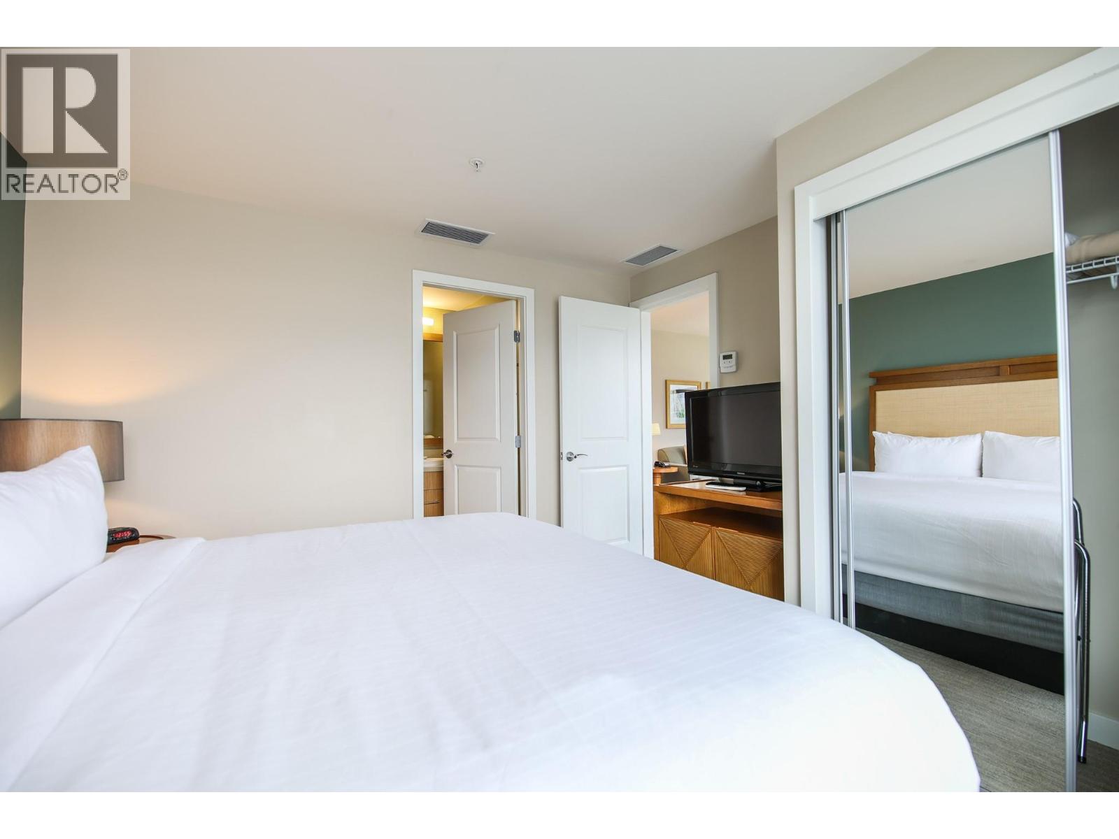 304-15 Park Place, Osoyoos, British Columbia  V0H 1V0 - Photo 36 - 10378678