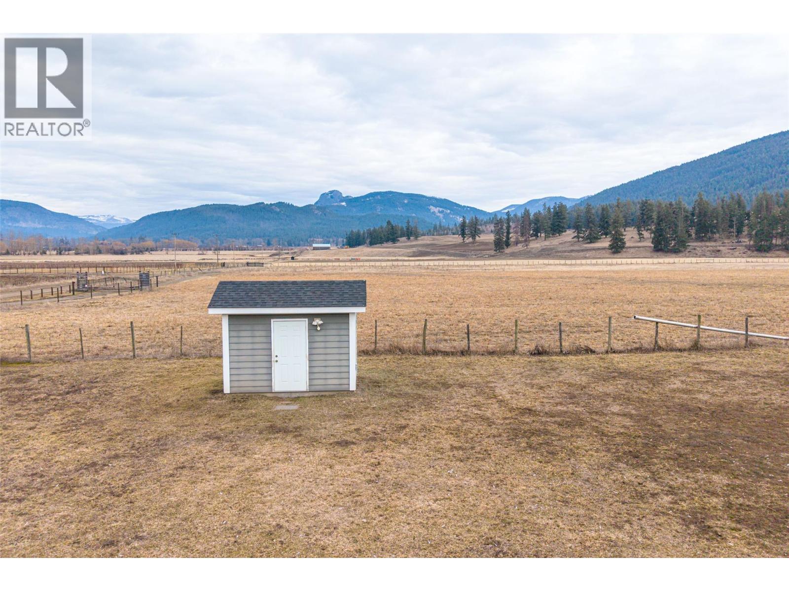 64 Bloom Road, Lumby, British Columbia  V0E 2G7 - Photo 15 - 10378515