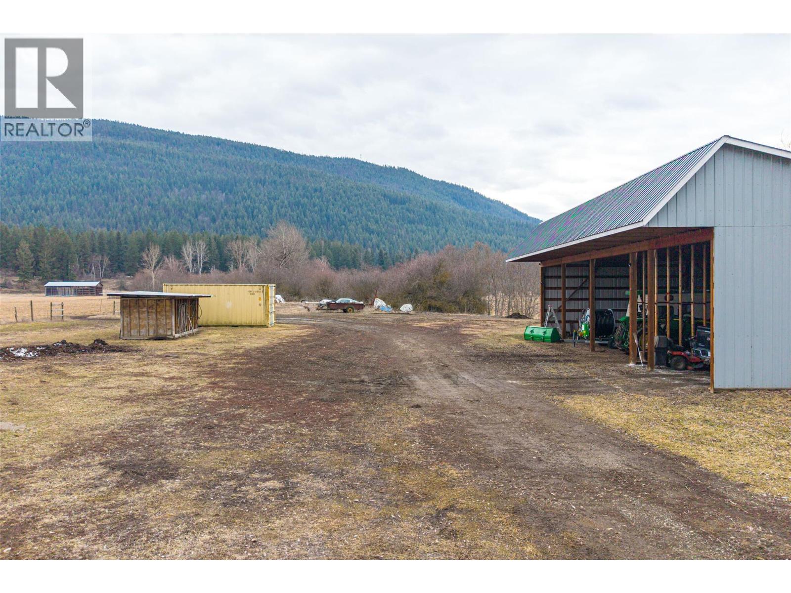 64 Bloom Road, Lumby, British Columbia  V0E 2G7 - Photo 24 - 10378515
