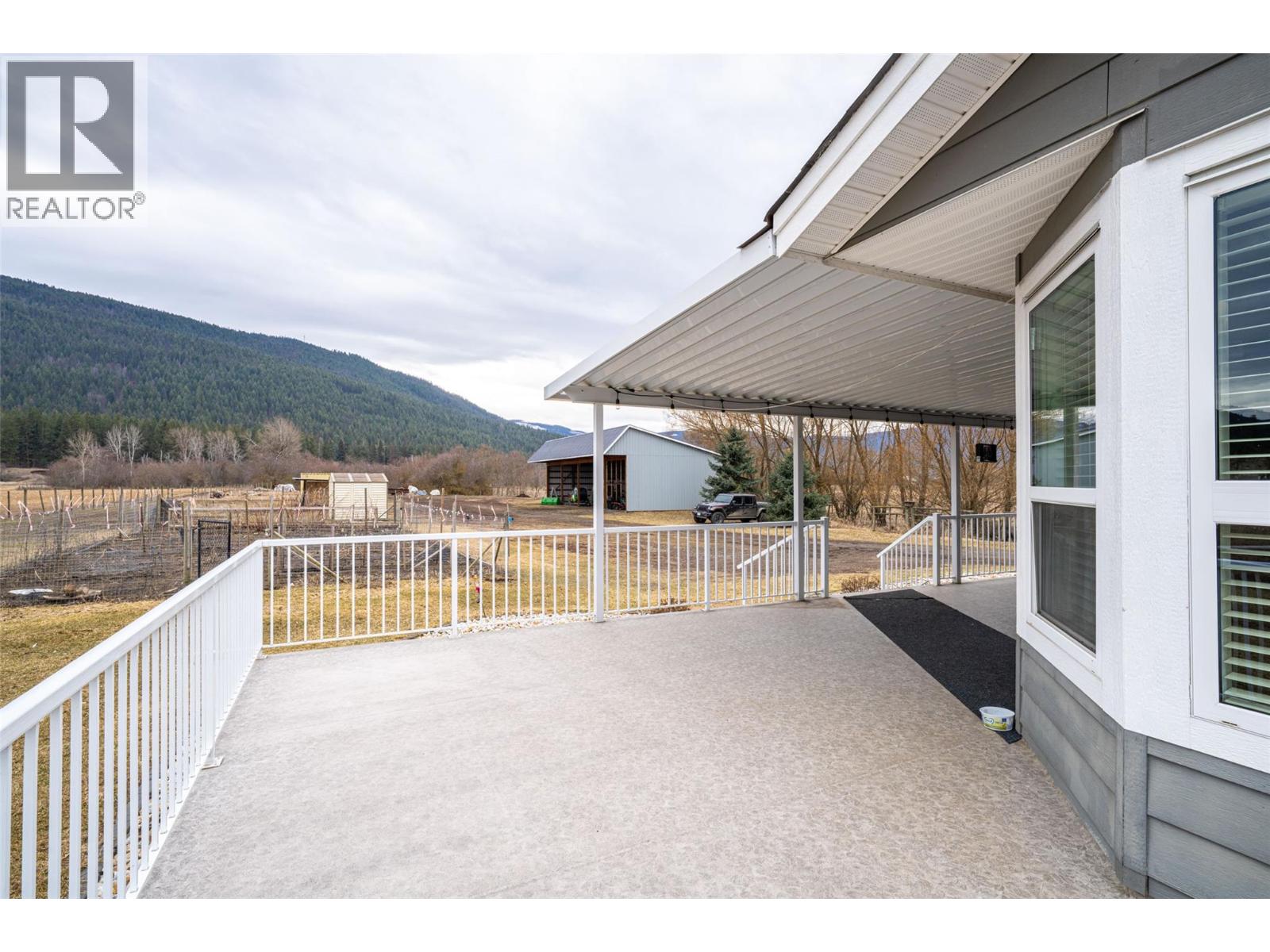 64 Bloom Road, Lumby, British Columbia  V0E 2G7 - Photo 32 - 10378515