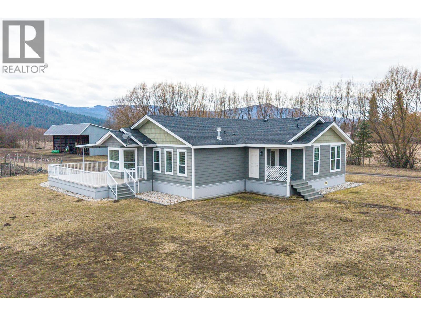64 Bloom Road, Lumby, British Columbia  V0E 2G7 - Photo 8 - 10378515