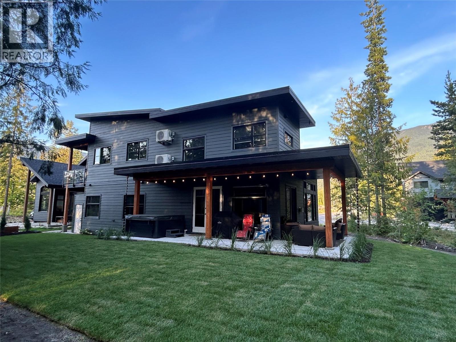 1005 Williams Gate Lane, Revelstoke, British Columbia  V0E 2S1 - Photo 9 - 10378676