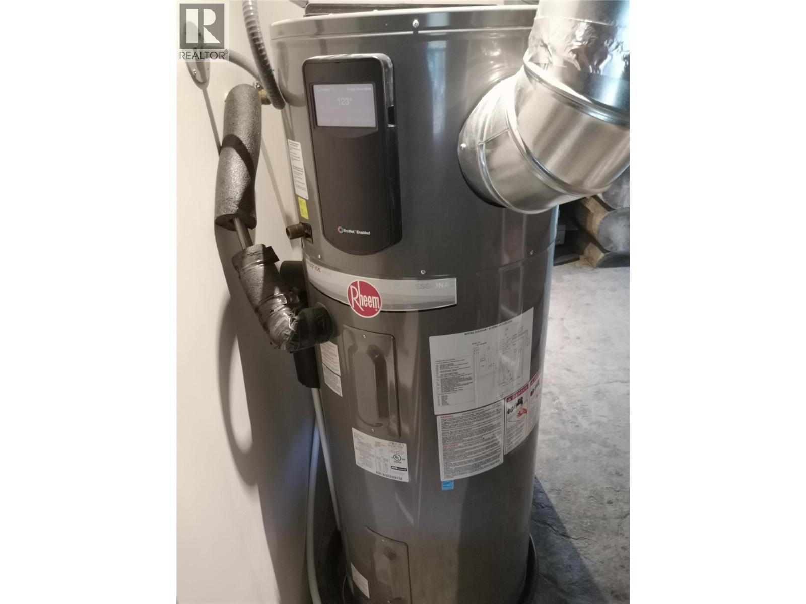 2513 Green Mountain Road, Penticton, British Columbia  V2A 0E6 - Photo 18 - 10378558